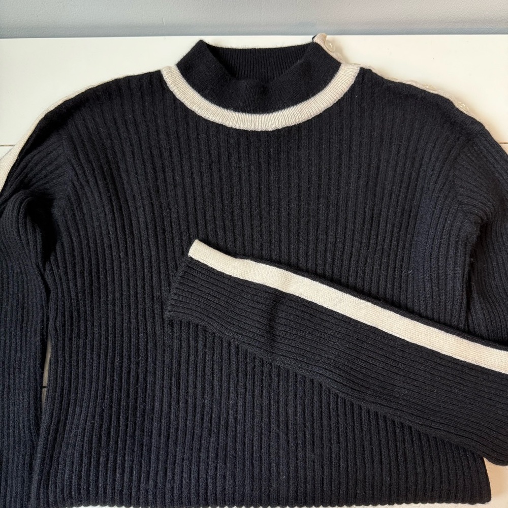 Pringle Vintage Cashmere Ribbed Mock Neck Ski Style Sweater Black Cream Size M